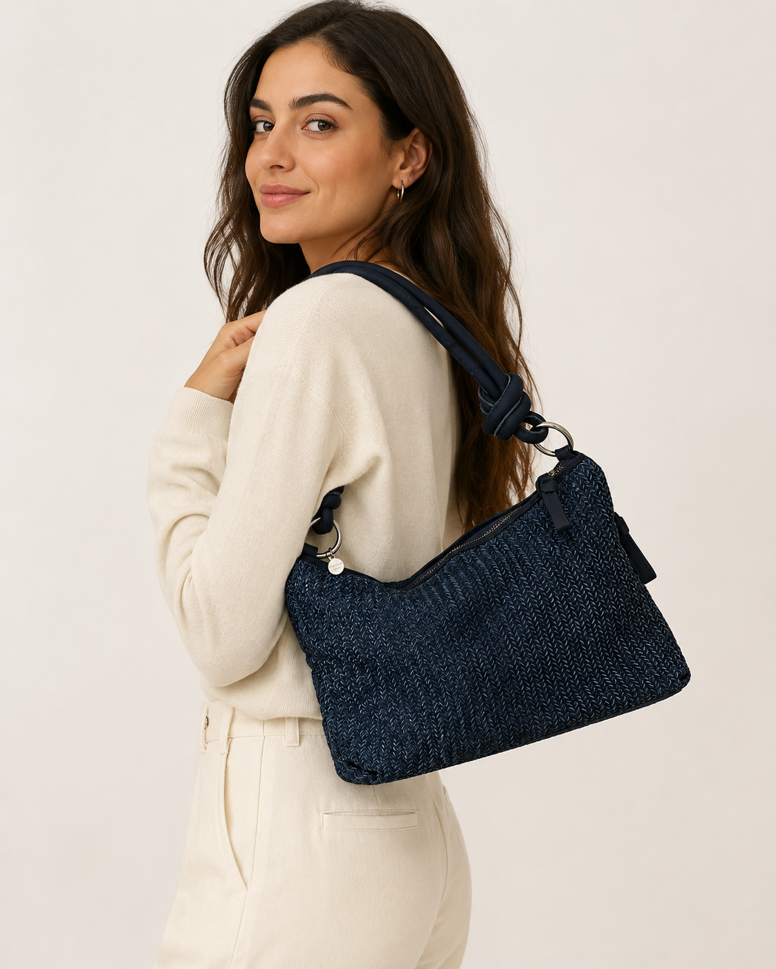 Dallas contour shoulder bag