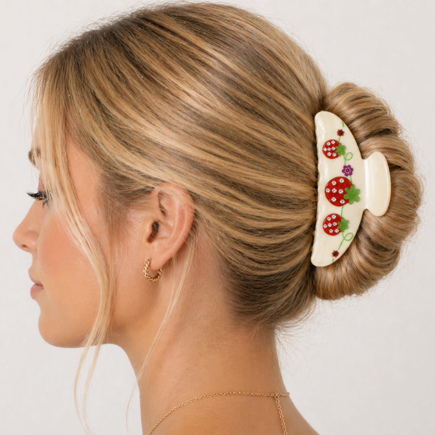 Strawberry Fields Claw Clip 🍓