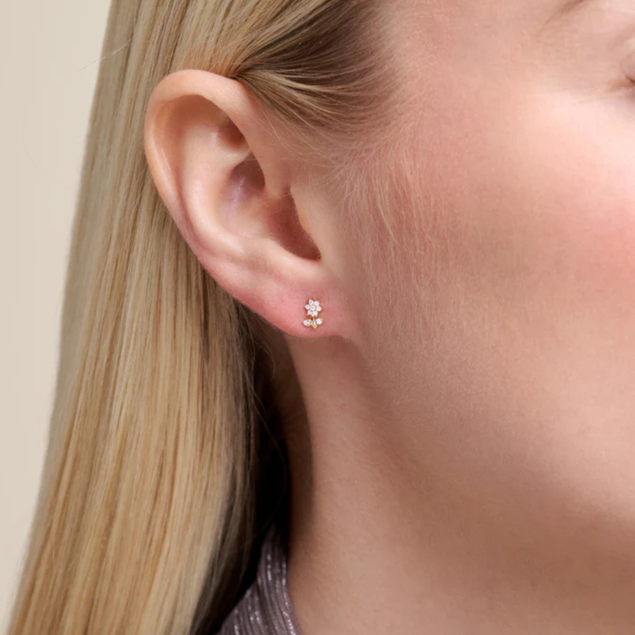 Flower Stud Earrings in 14k Yellow Gold Plated Sterling Silver - Let's Bag It