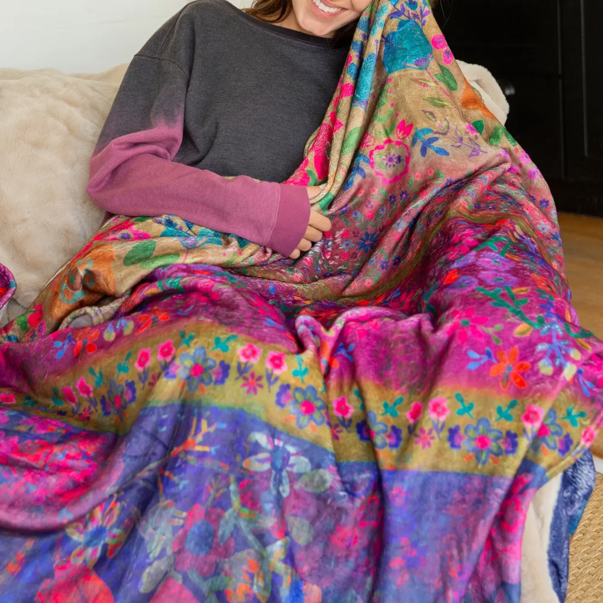 Double-Sided Cozy Throw Blanket