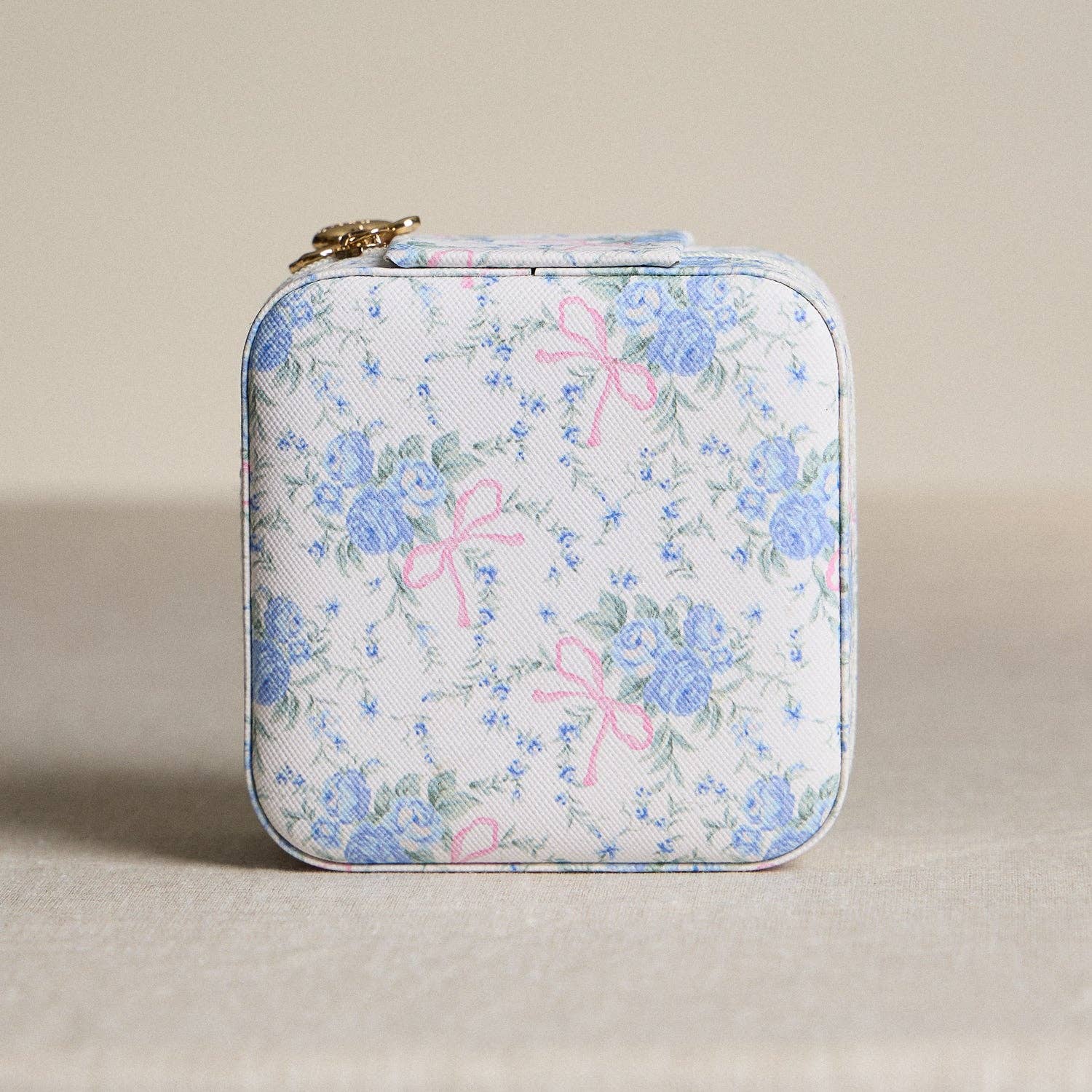 Travel-Ready Blue Floral | Jewelry Box with Pink Bow