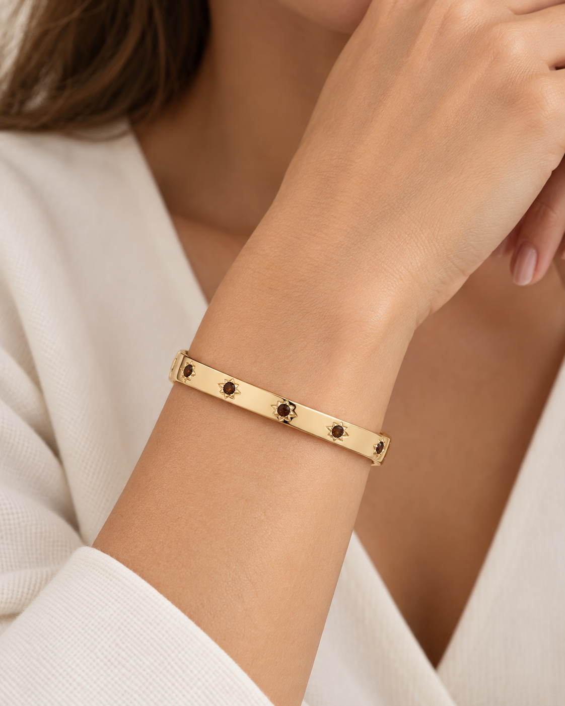 Crystal starburst hinged bangle