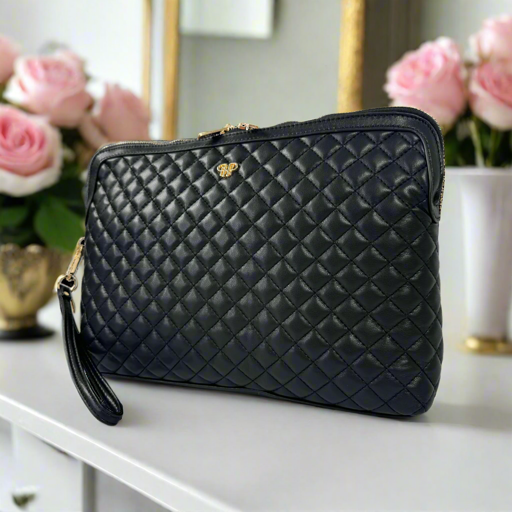 PurseN Litt Makeup Case in timeless quilted design, a compact makeup bag with a stylish, padded exterior for organizing beauty essentials.