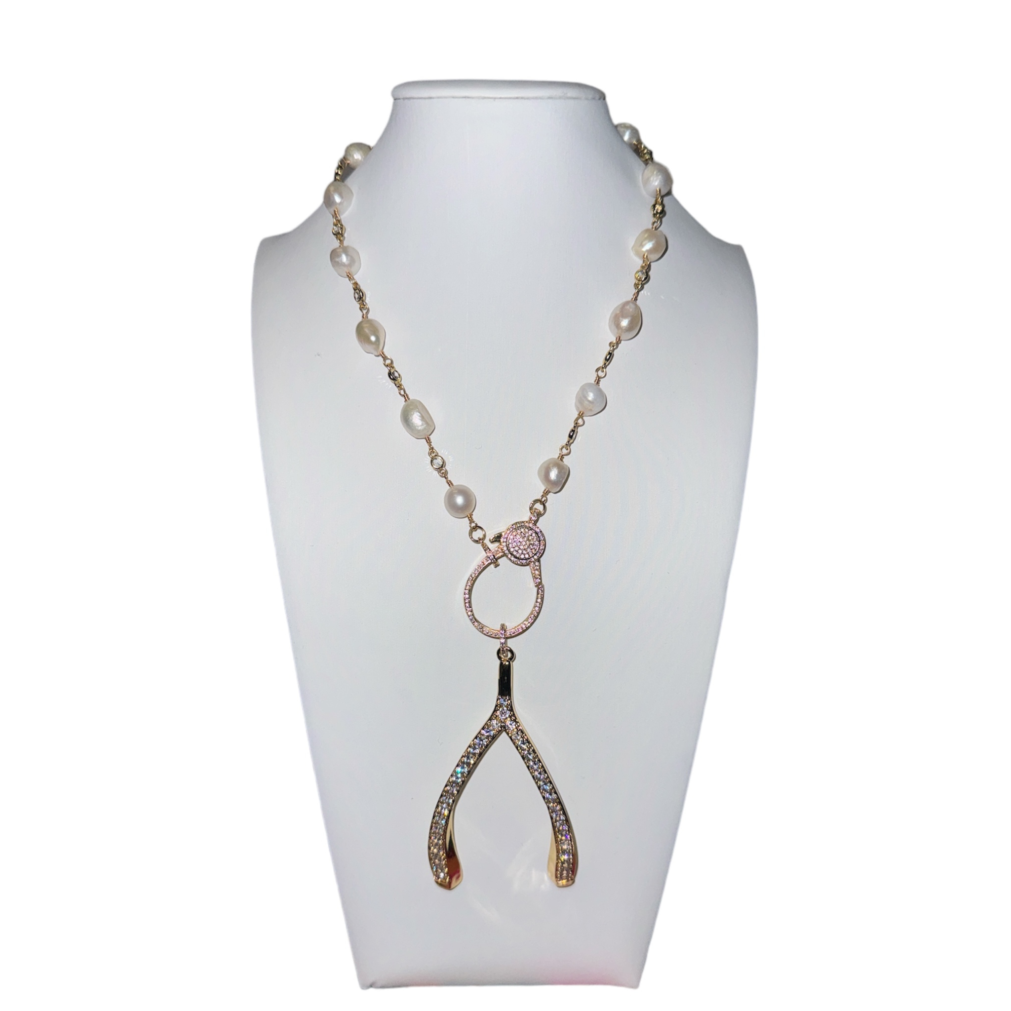 Pearl necklace with wishbone