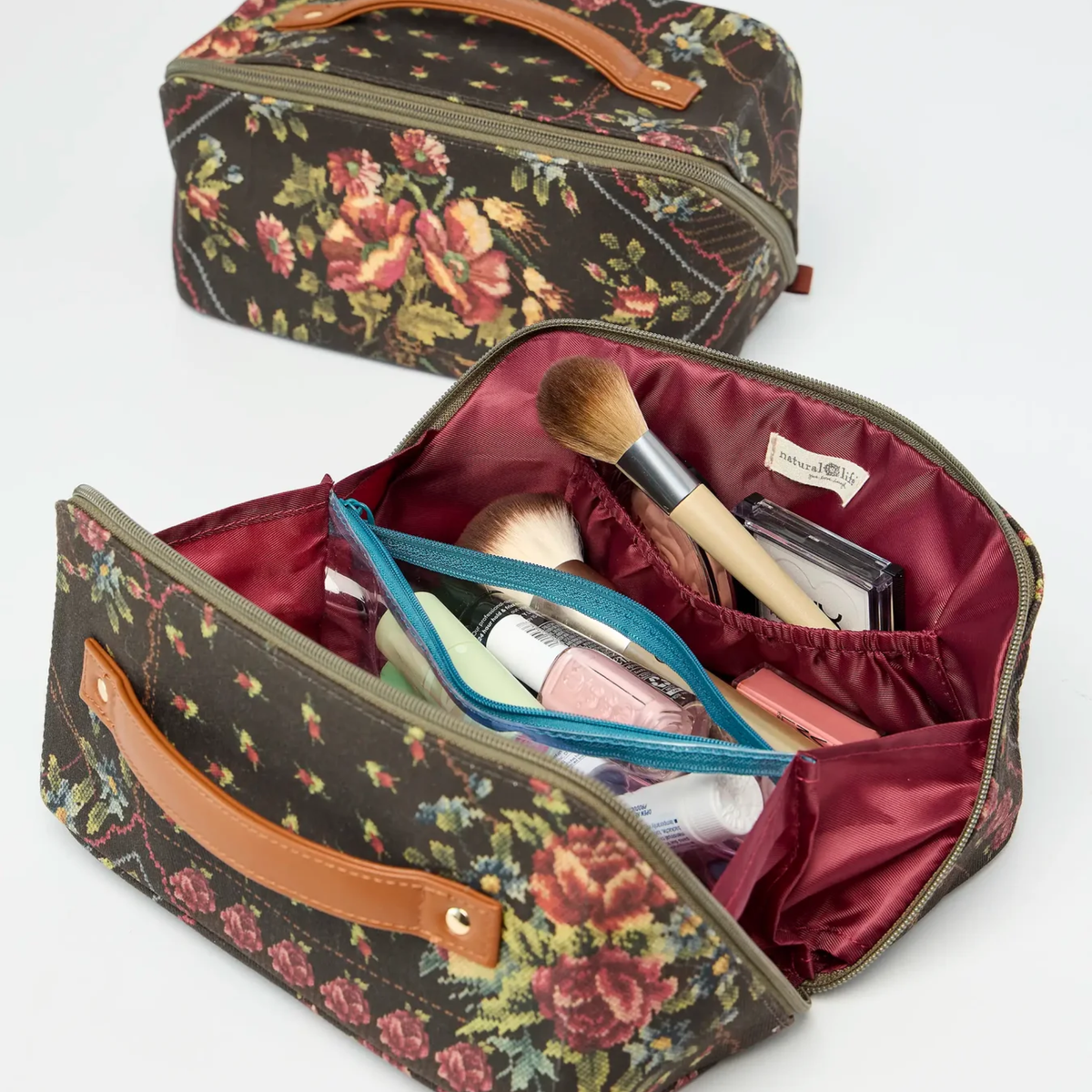 Travel Cosmetic Organizer