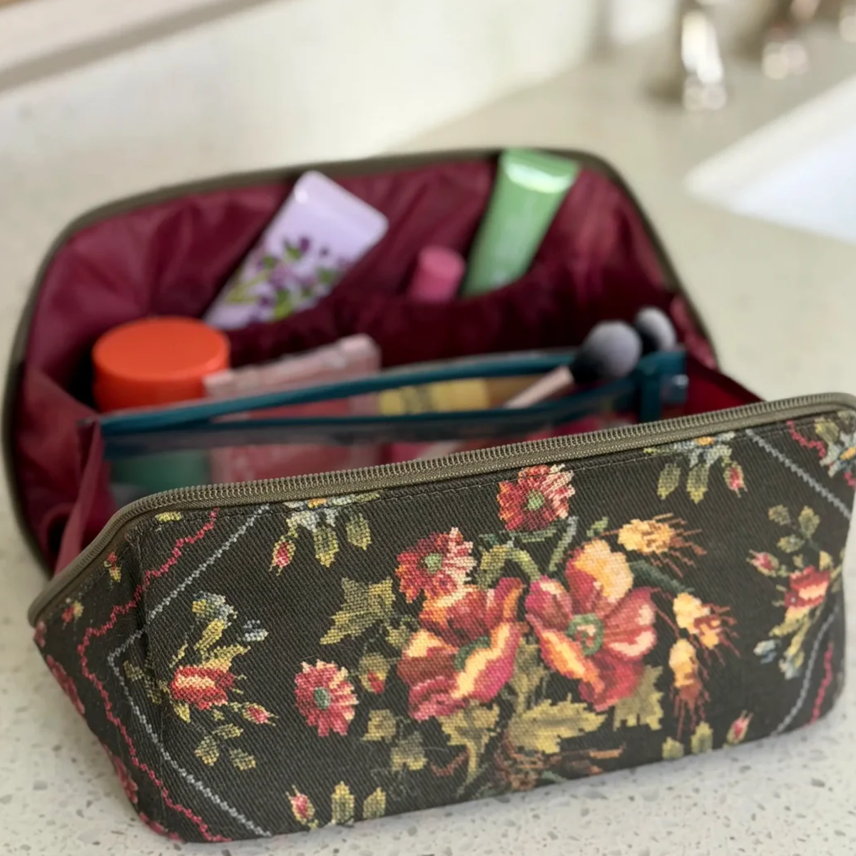 Travel Cosmetic Organizer