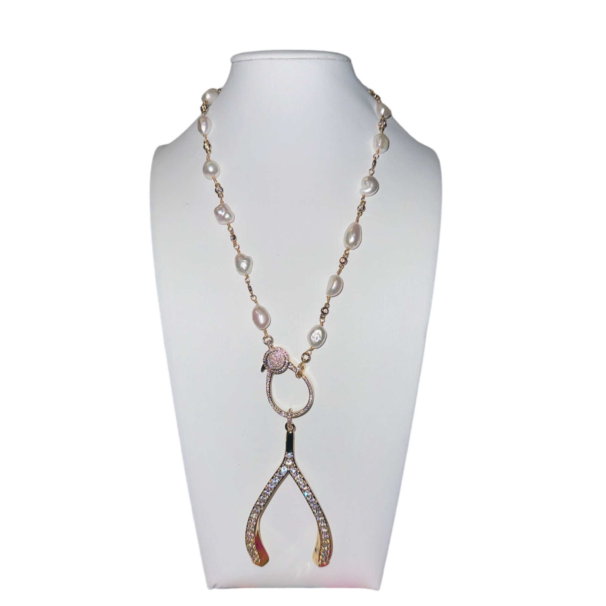 Pearl necklace with wishbone