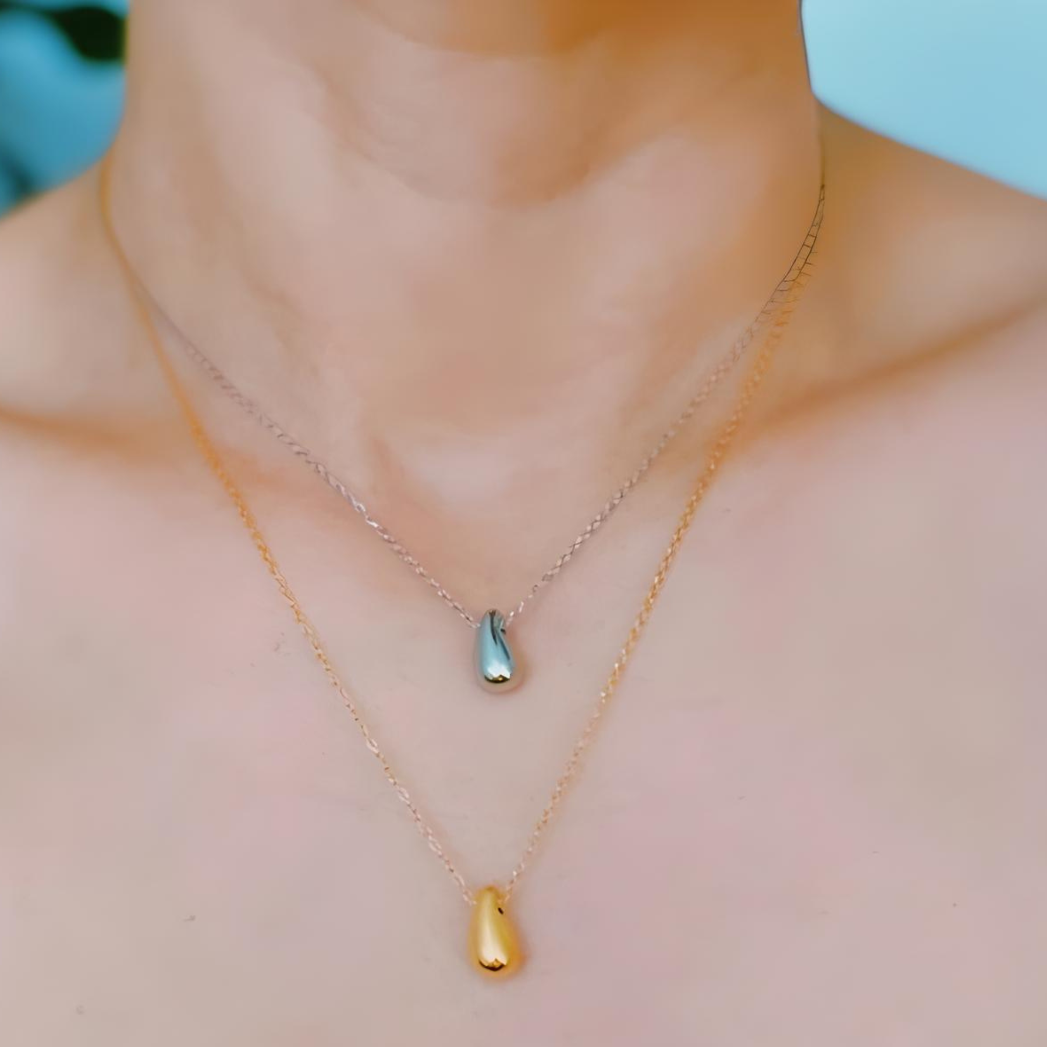 Mini Teardrop Pendant Necklace