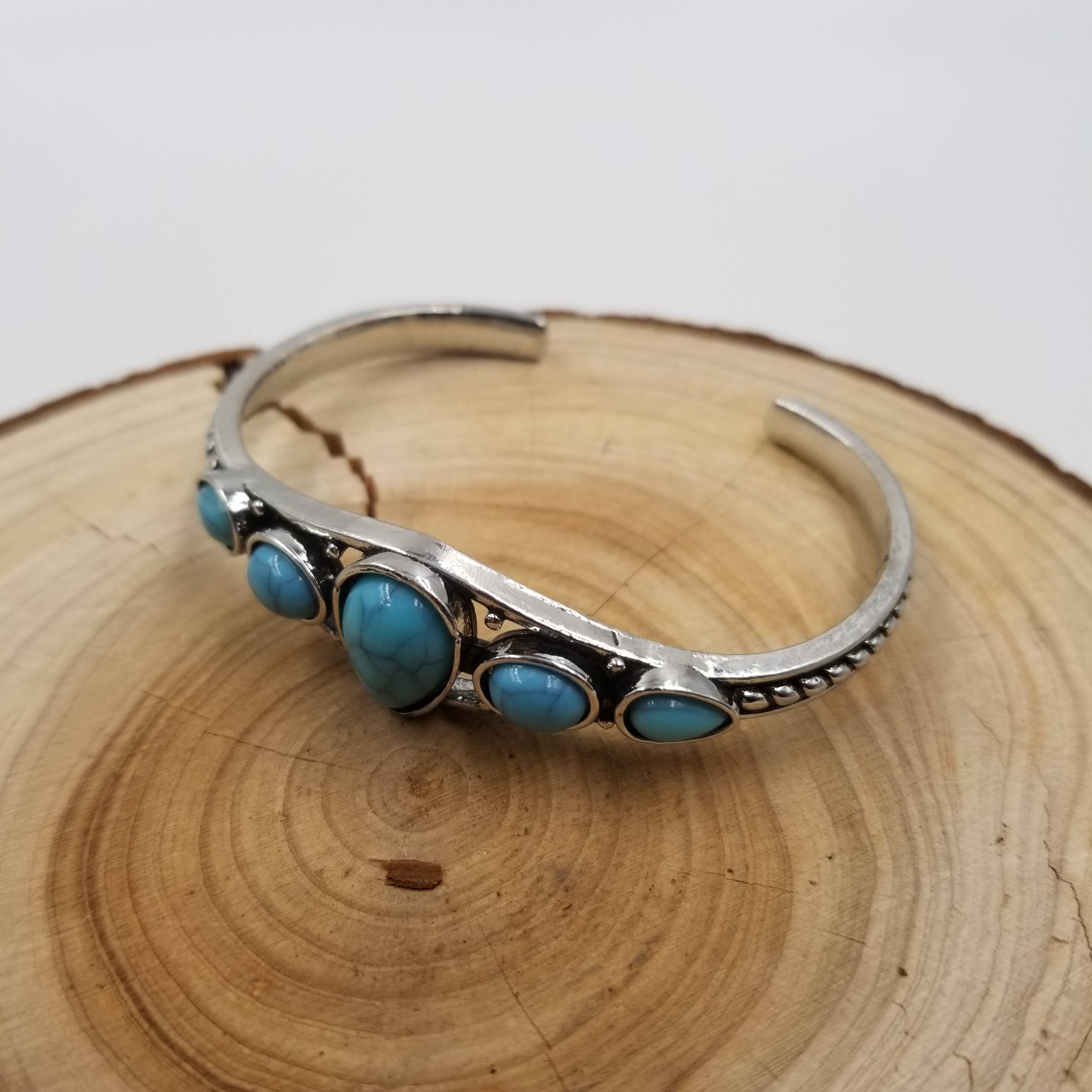Vintage Water Drop Turquoise Cuff Bracelet